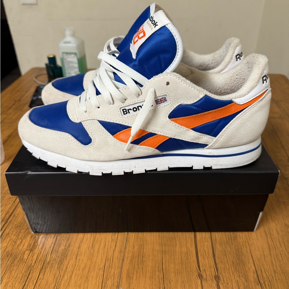 Reebok Bronze Classic Blue and Orange Trainers